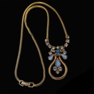 Rare Vintage Leo Glass Retro Modern Necklace